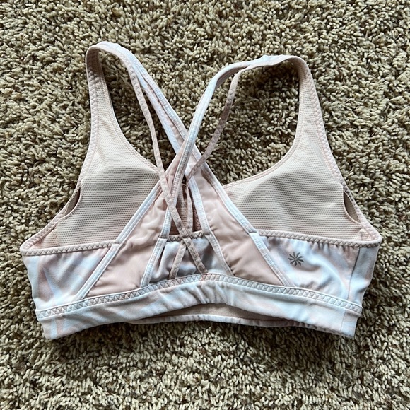 Hardly worn beautiful padded Athleta sports bra in women’s size S - Picture 2 of 7